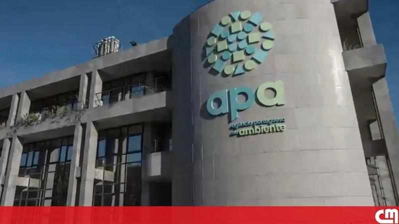 APA reconhece impactos ambientais da exploração privada de praias da Arrábida