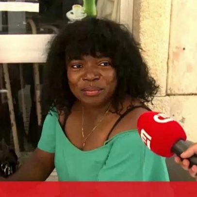 Calor intenso em Beja leva moradores a beber água para se manterem frescos