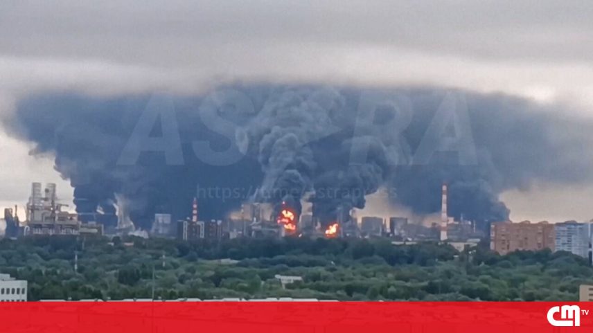 Refinaria de petróleo em Moscovo atingida por drones ucranianos.