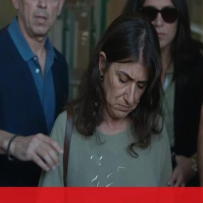Insultos e agressões ao sair do tribunal pela madrasta que matou menina de oito anos
