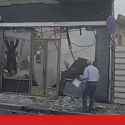 Desabamento de prédio no Porto: vídeo mostra destroços e fumo