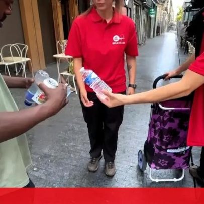 Onda de calor leva Bruxelas a distribuir água a pessoas sem-abrigo
