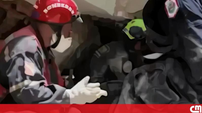 Bebé resgatado com vida após estar 72 horas debaixo dos escombros provocados pelos sismos na Venezuela