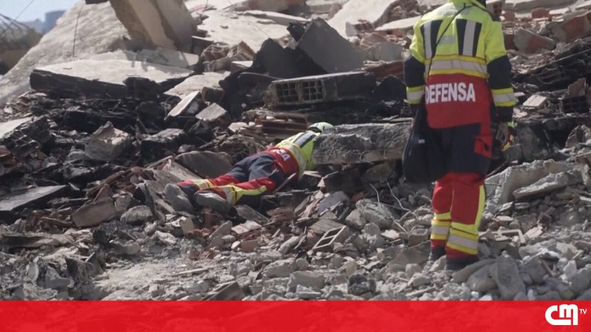 Equipas espanholas resgatam mulher com vida quase 72 horas após sismos na Venezuela