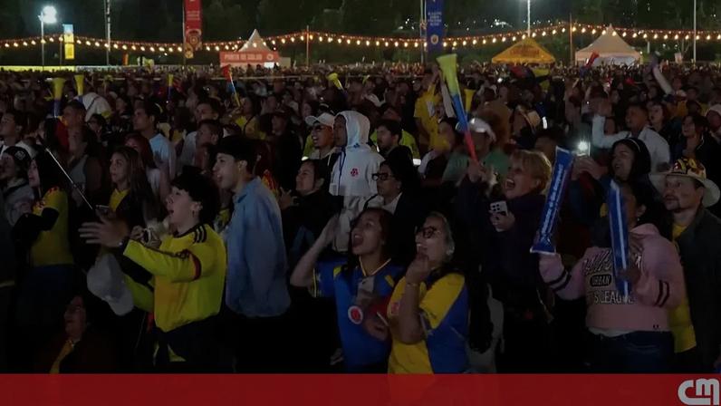 Colômbia garante primeiro lugar do grupo; adeptos celebram em Bogotá