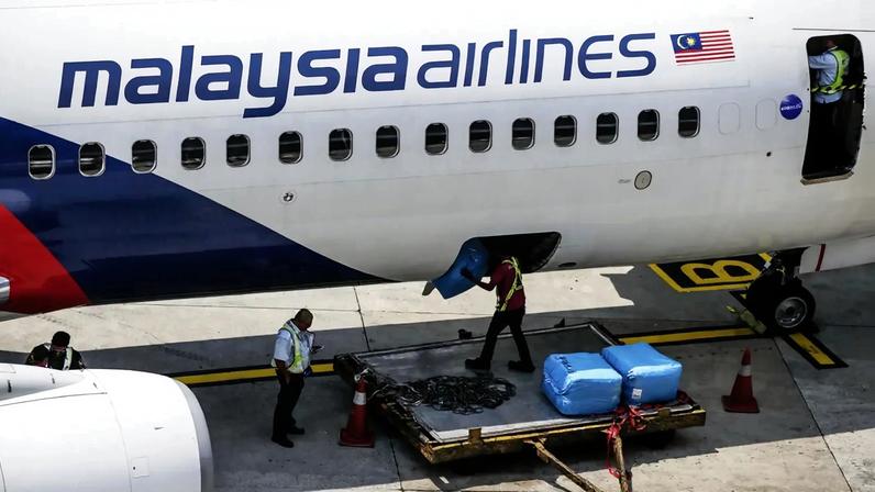 Malásia autorizou continuação das buscas por avião desaparecido em 2014
