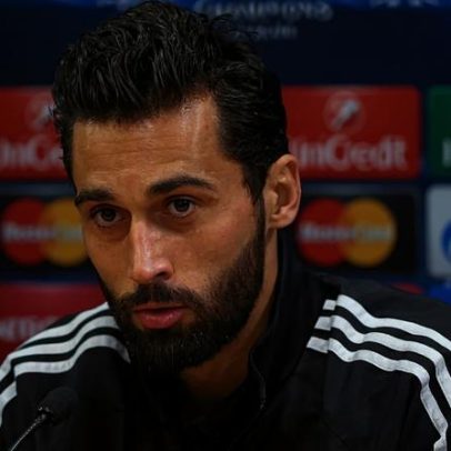 Real Madrid confirma saída do treinador Álvaro Arbeloa