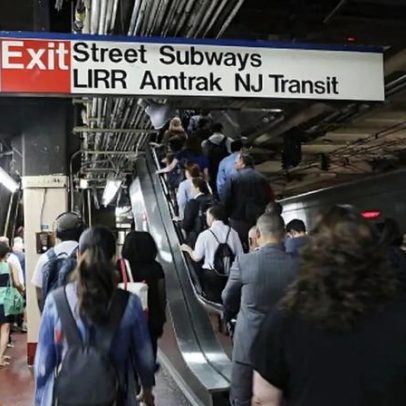 Cinco feridos em esfaqueamento numa estação ferroviária de Nova Iorque