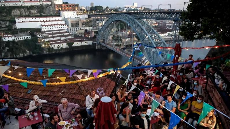 Tony Carreira, D.A.M.A e Nunca Mates o Mandarim no São João do Porto
