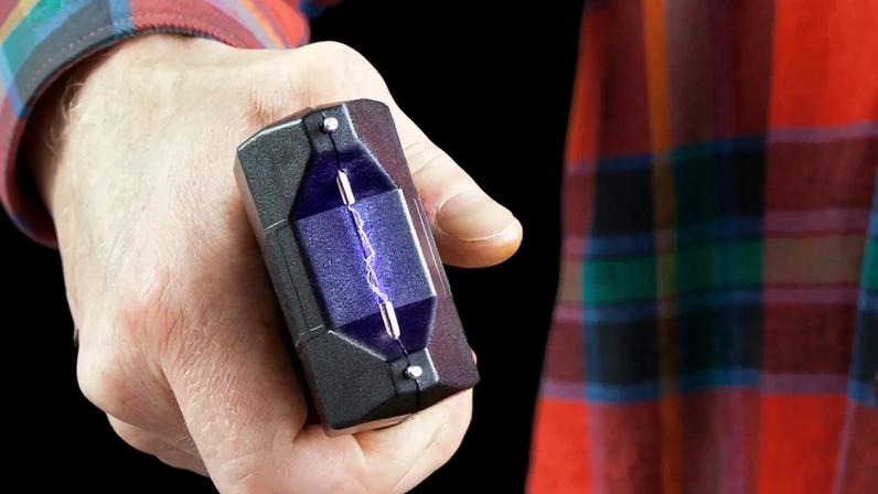 PSP apreende duas tasers em festas de Cascais