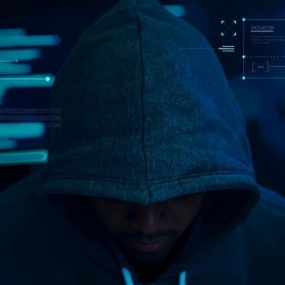 Rússia acusa países estrangeiros de espionagem através de telemóveis
