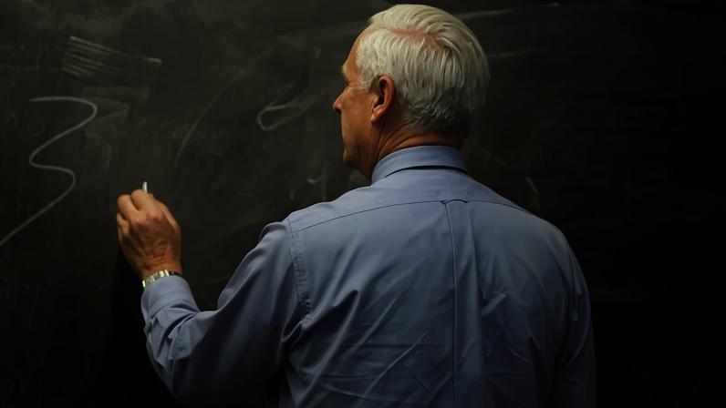 Fenprof questiona vagas não preenchidas em concursos de professores