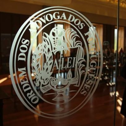 Associação Propública acusa governos e partidos de traírem advogados