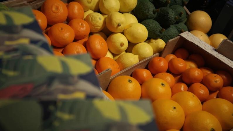 Frutas no jantar melhoram controlo da glicose em adultos obesos