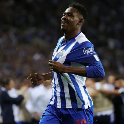 FC Porto propõe renovação de contrato a Zaidu