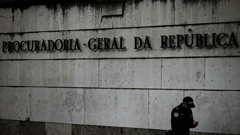 MP acusa 19 suspeitos que fingiam ser polícias para assaltar casas