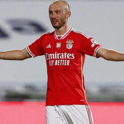 Aursnes integra lista de Mourinho para o Real Madrid