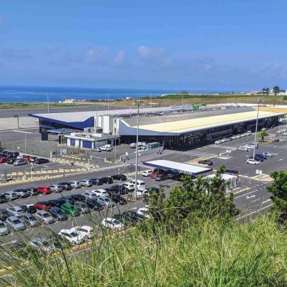 Empresários pedem sistema de aterragens com visibilidade reduzida em Ponta Delgada