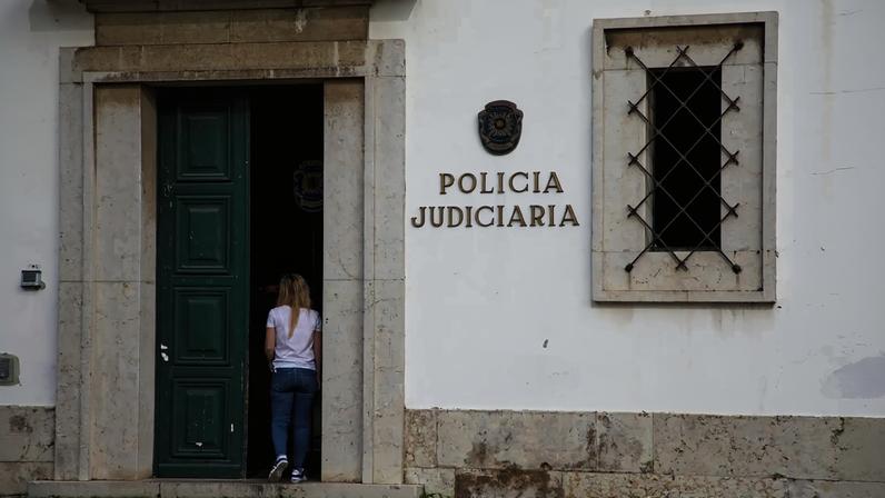 Agressão com x-ato a dois homens durante transmissão de jogo no Barreiro
