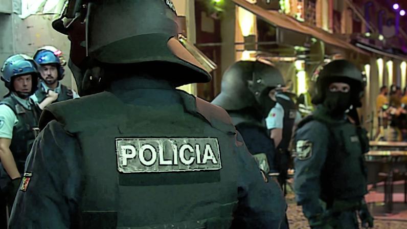 Detido em Lisboa por assalto com ameaça de pedrada a turista