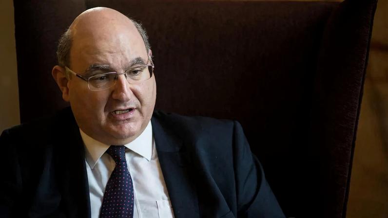 Governo autoriza supervisor dos seguros a acumular salário com pensão