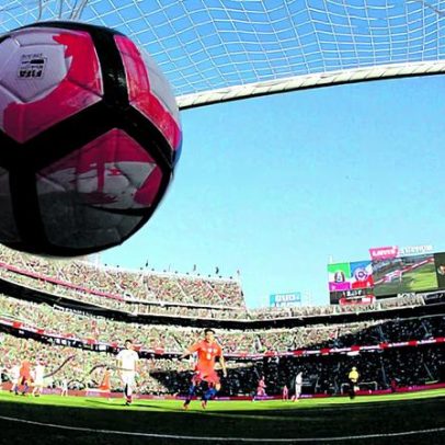 Quem lidera os golos nos Mundiais de futebol
