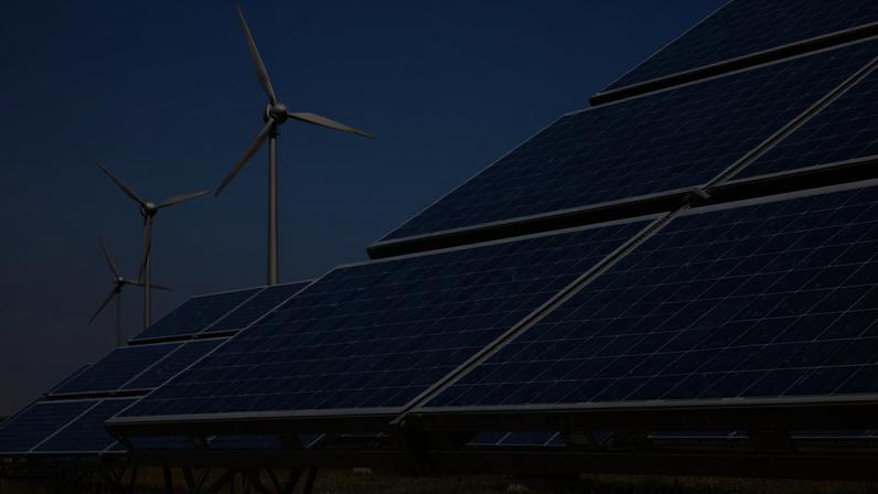 UE mobiliza até 25 mil milhões para renováveis no Mediterrâneo
