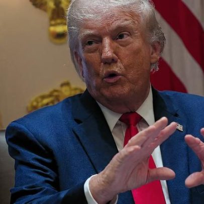 Trump afirma não ter sido informado da suspensão de negociações com o Irão