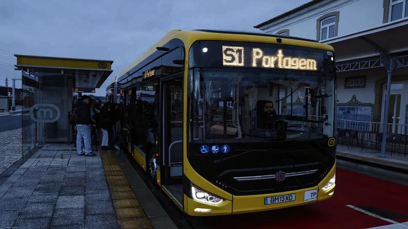 Acidentes com metrobus em Coimbra não foram causados por falha do sistema
