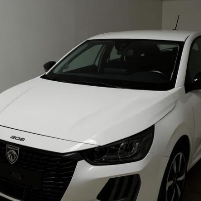 Homem furtou carro de stand em Vila Real e foi detido em flagrante pela GNR