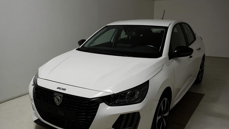 Homem furtou carro de stand em Vila Real e foi detido em flagrante pela GNR