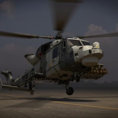 Helicóptero da Marinha britânica despenha-se em Inglaterra