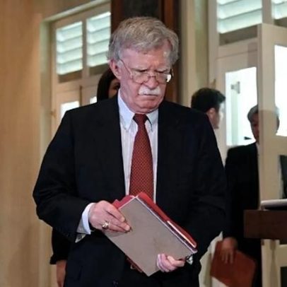 Ex-conselheiro de Trump vai declarar-se culpado por informações confidenciais