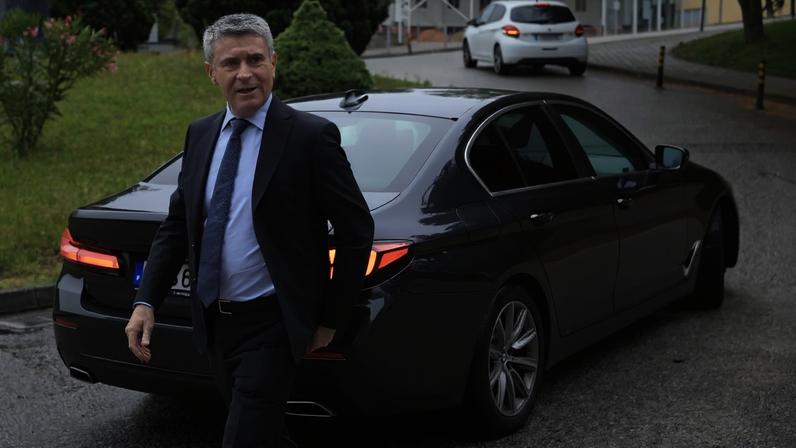 José Luís Carneiro critica Governo por não priorizar a saúde social