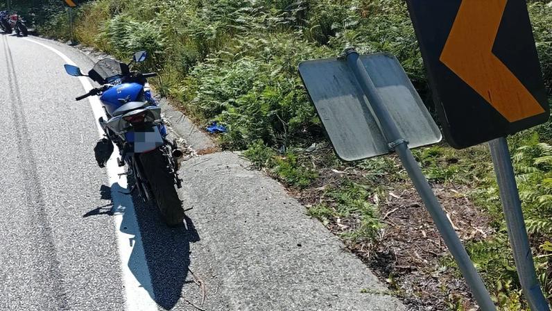 Jovem de 20 anos fica ferida após despiste de mota em Arouca