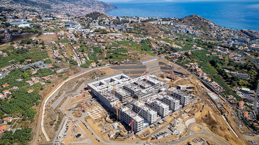 Duas propostas apresentadas ao concurso de assessoria do novo hospital da Madeira
