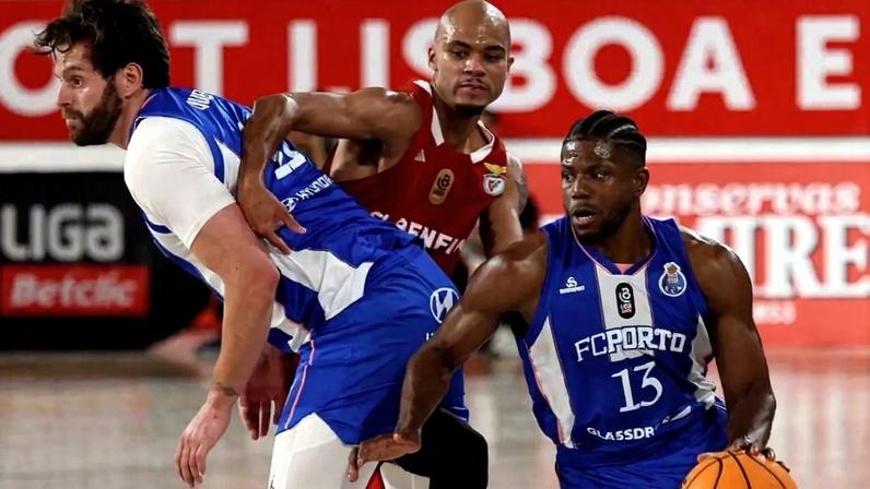 FC Porto vence em casa do Benfica e empata final da Liga de basquetebol