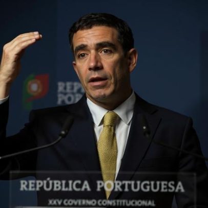 Governo afirma atuação moderada em imigração e trabalho
