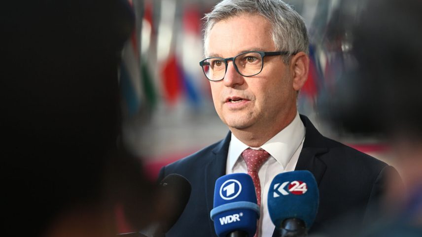Comissário europeu para a Administração Interna e Migração, Magnus Brunner