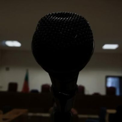 Funcionários judiciais queixam-se de trabalhar em autênticas saunas