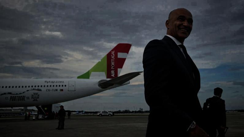 Roberto Martínez deixa o cargo após o Mundial