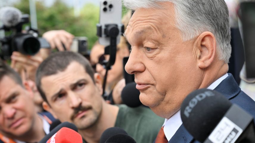 Orbán reeleito líder do Fidesz após derrota nas eleições de abril