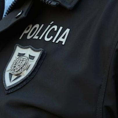 Carrinha furtada usada em assalto a blindado é abandonada