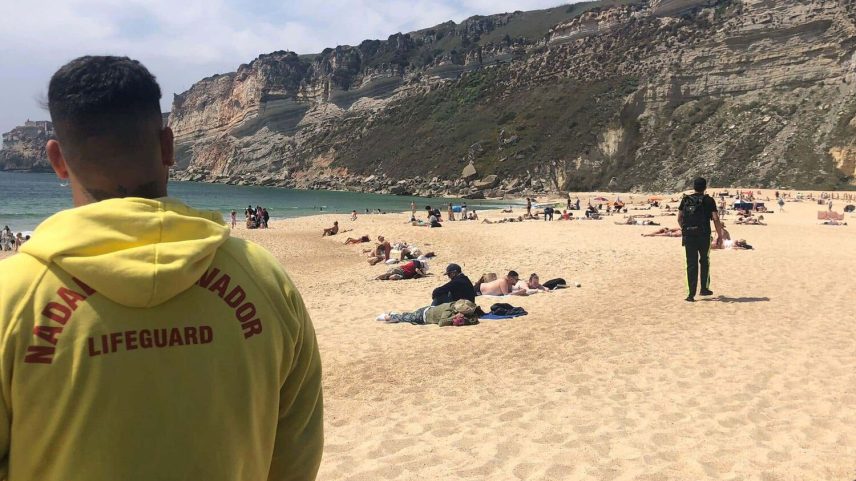 Três crianças resgatadas do mar na Nazaré e na Lourinhã