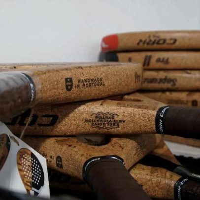 Pai agride filha menor com raquete após ela não saudar madrasta