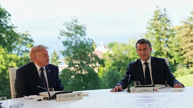 Trump diz a Macron não precisar de "muita ajuda" para reabrir estreito de Ormuz
