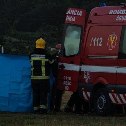 Mulher helitransportada ao hospital crítico após atropelamento por camião