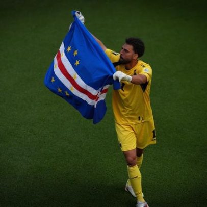 Guarda-redes cabo-verdiano Vozinha é fenómeno mundial
