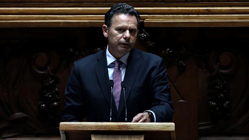 Montenegro desafia deputados escolher entre ambição e imobilismo na lei laboral