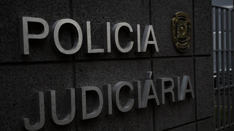 Polícia detém jovem de 20 anos em Coimbra por suspeita de pornografia de menores